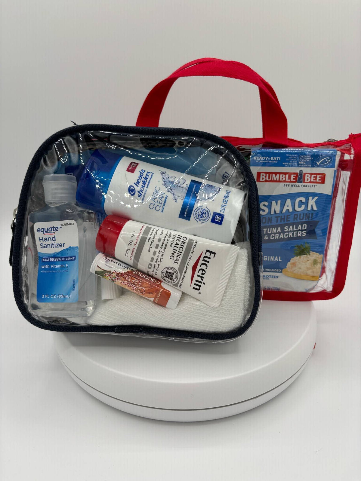 Men’s hygiene and food kit